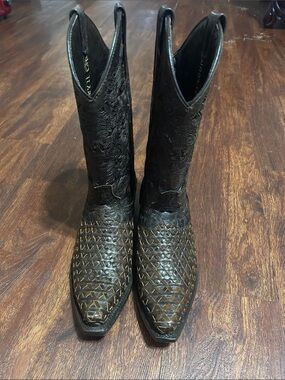 Women’s Brown Leather Western Boots - Textured Pointed Toe